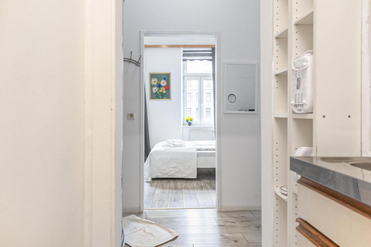 Pleasant 1Br Aprt. Near The Danube & Millenium T. Lejlighed Wien Eksteriør billede