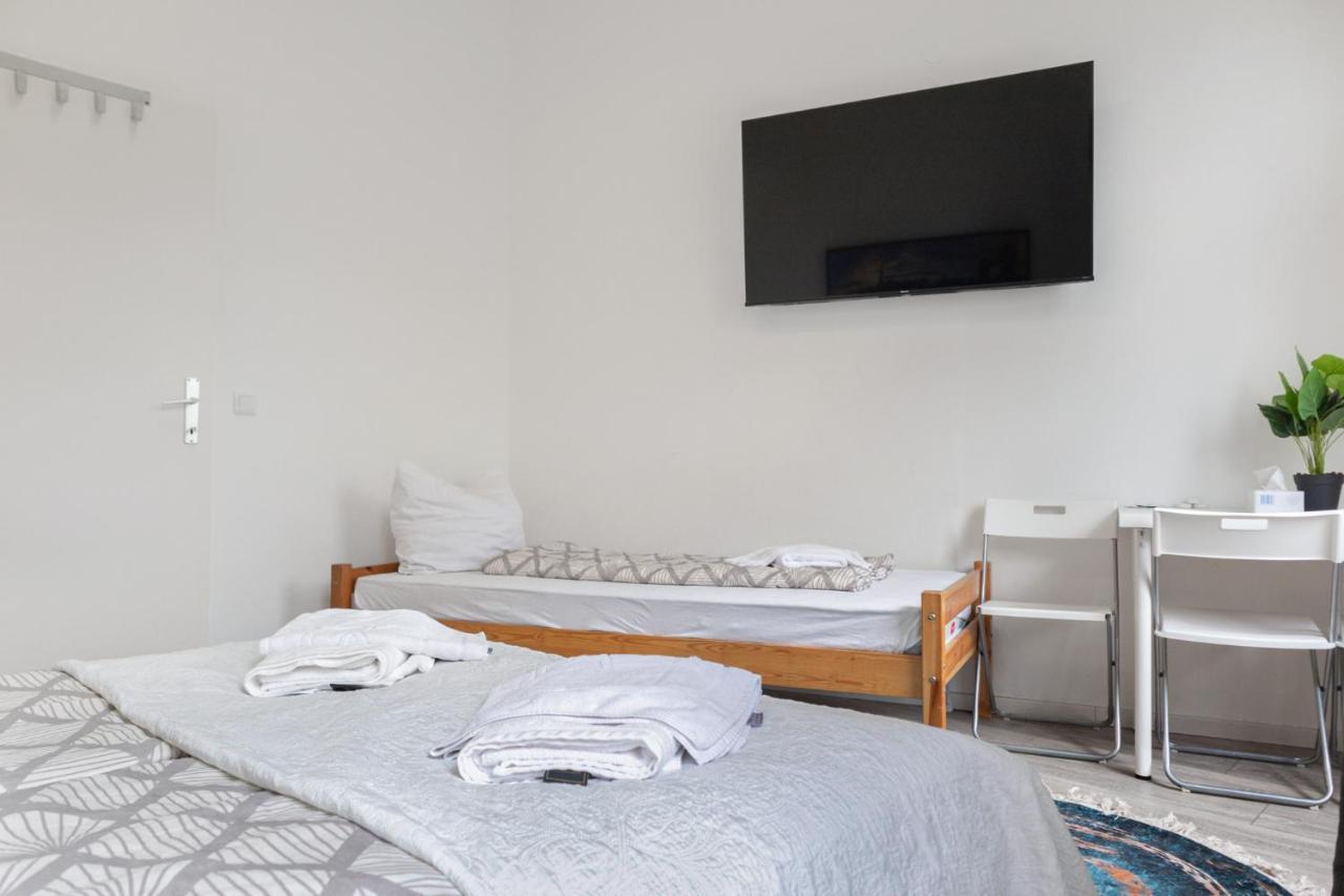 Pleasant 1Br Aprt. Near The Danube & Millenium T. Lejlighed Wien Eksteriør billede